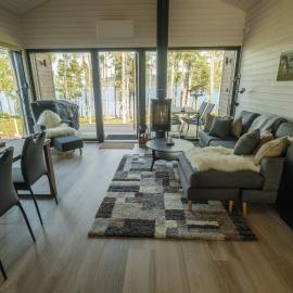 Norlight Cottages Ivalo - Aurinko East, hotel in Ivalo