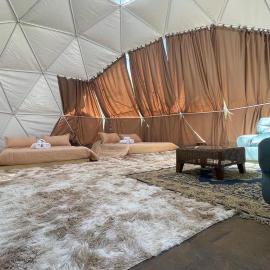Glamping Miraflores: Paihuano'da bir otel
