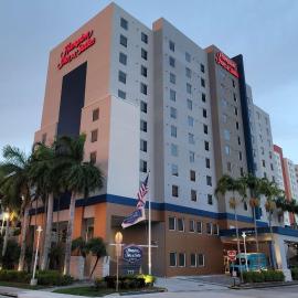 Hampton Inn & Suites Miami Airport South/Blue Lagoon, hotel em Miami