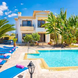 Villa Dora, hotel a Argaka
