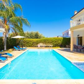 Villa Tsikkos Ena