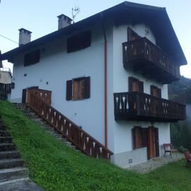 Appartamenti Nonno Gianni, hotel in Rocca Pietore