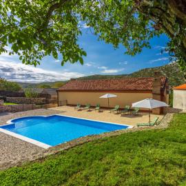 Holiday Home Lukata by Interhome, hotel u gradu Drivenik
