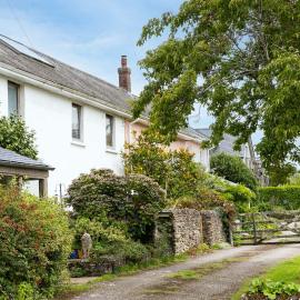Middle Cottage - Tranquil cottage ideal for walkers، فندق في Cornworthy