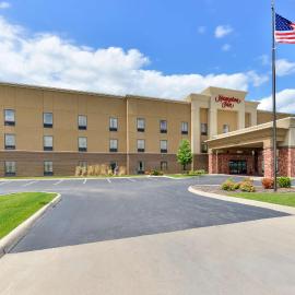 Hampton Inn Muscatine, hótel í Muscatine