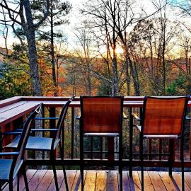 Mountain Mist - Secluded Cabin, MTN View, Hot Tub!