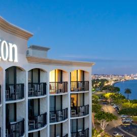 Hilton San Diego Airport/Harbor Island, отель в Сан-Диего