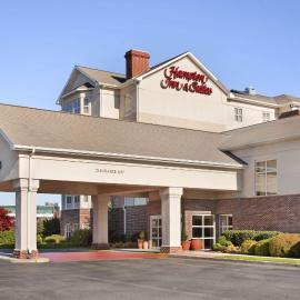 Hampton Inn & Suites Providence-Warwick Airport, hotel en Warwick