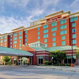 Hilton Garden Inn Ottawa Airport, khách sạn ở Ottawa