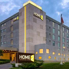 Home2 Suites By Hilton Montreal Dorval, hotel in Dorval