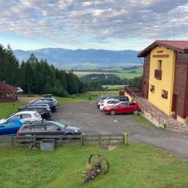 Penzión pod Barancom, hotel di Žiar