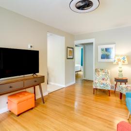 Downtown Baudette Vacation Rental: Walk to Dining! โรงแรมในBaudette