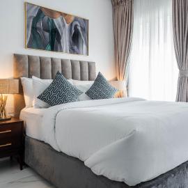 Boardroom Apartments
