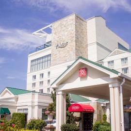 Hilton Garden Inn New York/Staten Island，史泰登島的飯店