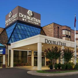 DoubleTree by Hilton Jackson، فندق في جاكسون