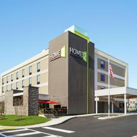 Home2 Suites By Hilton Warminster Horsham, hotel en Warminster