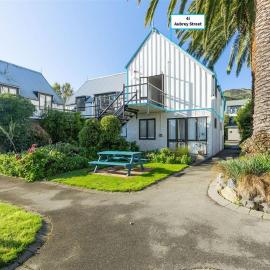 Wharfside Apartment