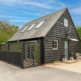 Timber Lodge, hotel in Tackley