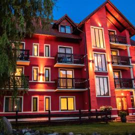Willa Karmazynowa Przystań, hotel in Międzywodzie