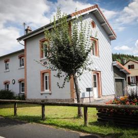 LA HALTE 19
