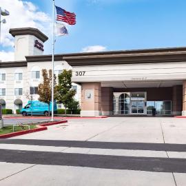 Hampton Inn & Suites Salt Lake City Airport, hotel u gradu Solt Lejk Siti