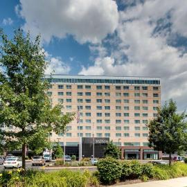Hilton Minneapolis Bloomington: Bloomington şehrinde bir otel