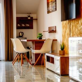 Penzión Modrá ryba, hotel in Chlʼaba