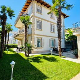 VILLA GIANNI - lux. apt. ROMA -5*