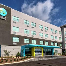 Tru By Hilton Roanoke Hollins, hotel di Roanoke