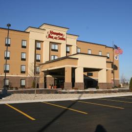 Hampton Inn and Suites Peru, хотел в Peru