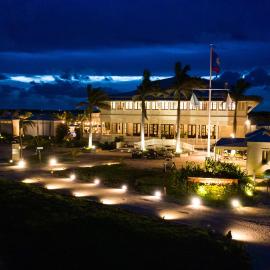 Mahogany Bay Resort and Beach Club, Curio Collection, hotel v destinaci San Pedro