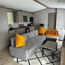 Fairway 6 Lilliardsedge Caravan Hire, hotel in Jedburgh