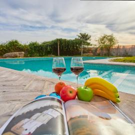 Casa Rural " Los Cuatro Olivos", hotel in Prado del Rey
