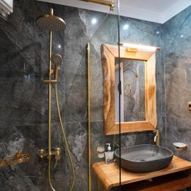 Studios Ristas 2, khách sạn ở Parga