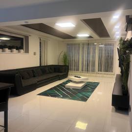 Green Penthouse, hotel in Tiszaújváros