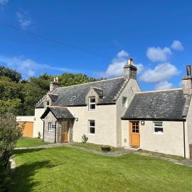 The Old Schoolhouse, hotel a Tongue