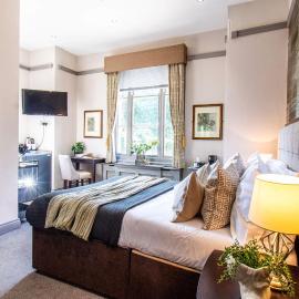 Eton House - Self Check-In, Ensuite Rooms & Self-Catering Studios