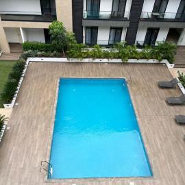 Embassy Gardens Upscale D-Plus Apartments, hotel en Cantonments