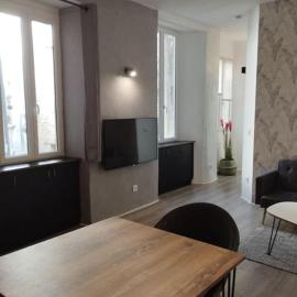 Appartement avec terrasse, ξενοδοχείο σε Malaucene