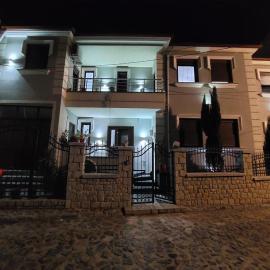 Guesthouse Kocibelli, hotel in Korçë
