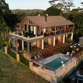 VENTO TERRAL SURF STUDIOS, hotel in Imbituba