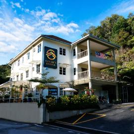 Swing & Pillows - Golden Lodge Tanah Rata, Cameron Highland, hotel di Tanah Rata