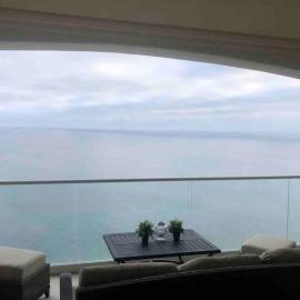 Ocean Front Condo @ Las Olas Grand, khách sạn ở Rosarito