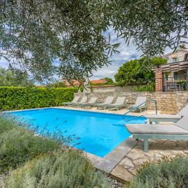 Rustic Pool Villa Aryana