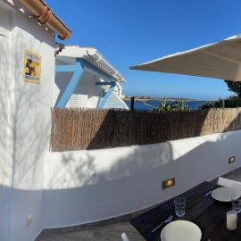Luxury oceanfront villa in an idyllic location no1