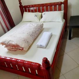 Zoe Heights Guest House