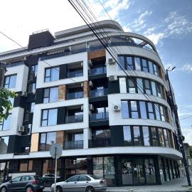 Ultra Lux Apartment Free Underground Secure Parking, отель в городе Пазарджик
