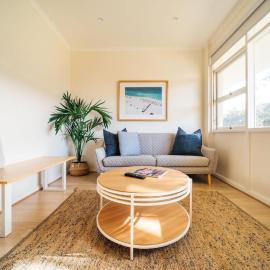Beachy Keen on Moseley - Laid-Back Stay by the Jetty