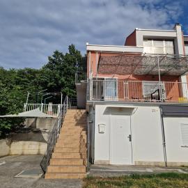 APARTMANI IGERČIĆ, hotel in Stinica
