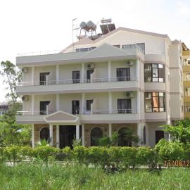 Red Rose Guest House, hotel in Golem